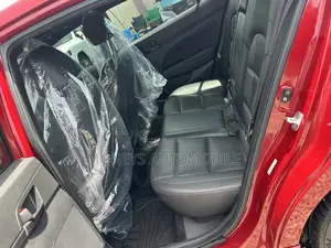 Hyundai Elantra 2018 Red