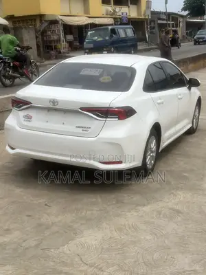Toyota Corolla 2020 White