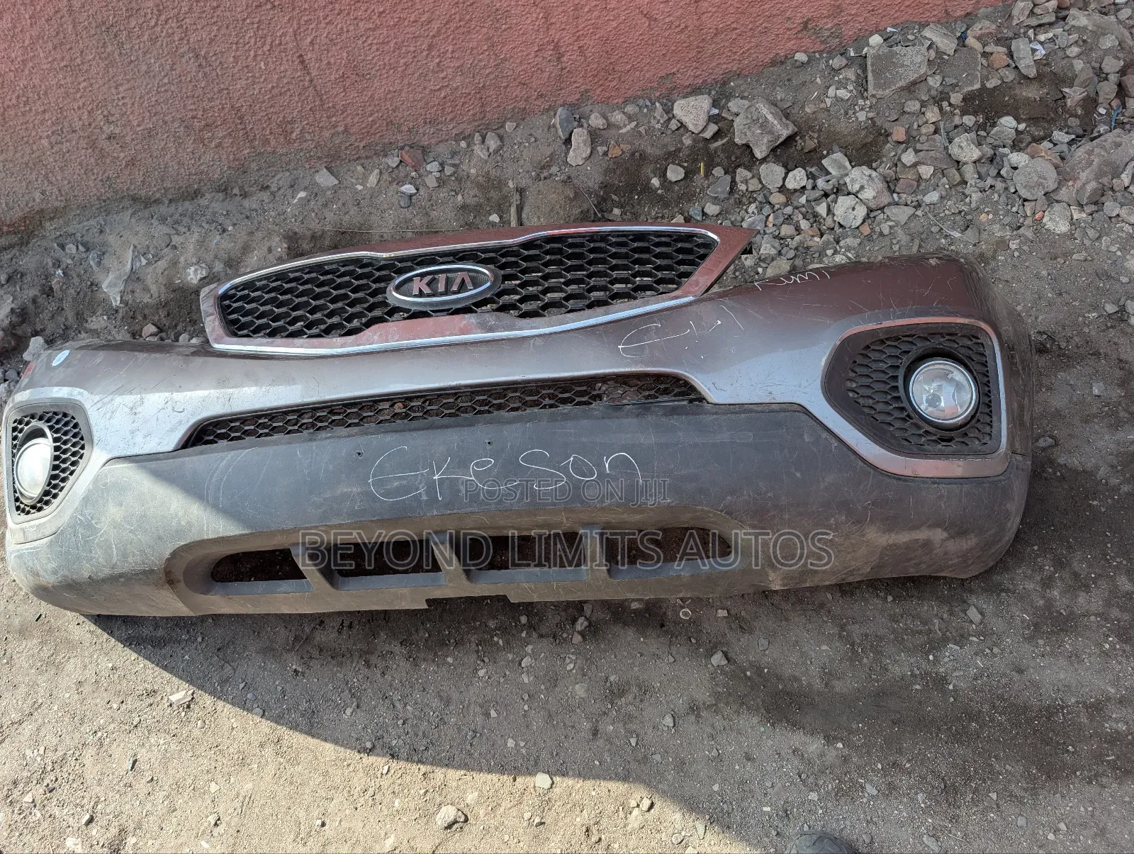 Kia Sorento 2011,2012,2013,2014,2015 Complete Front Bumper