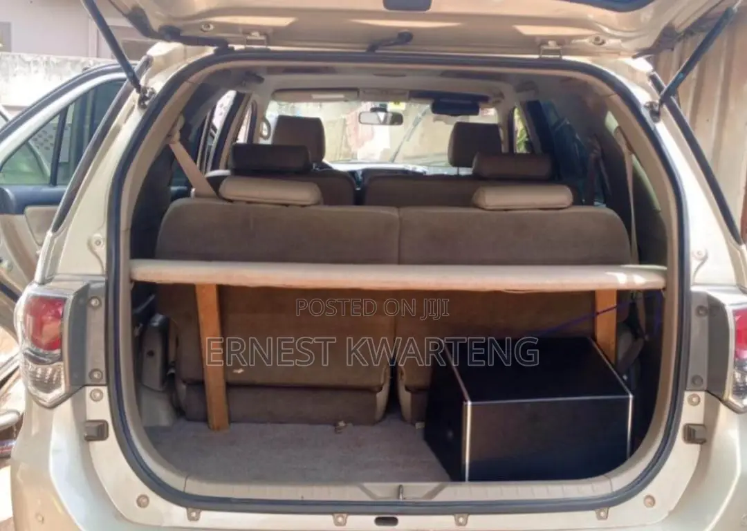 Toyota Fortuner 2015 Gold