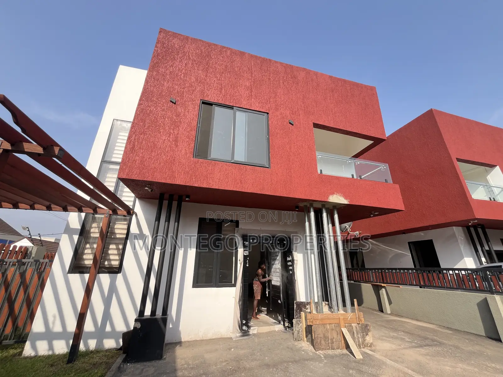 3bdrm Townhouse / Terrace in East Legon, American House for rent