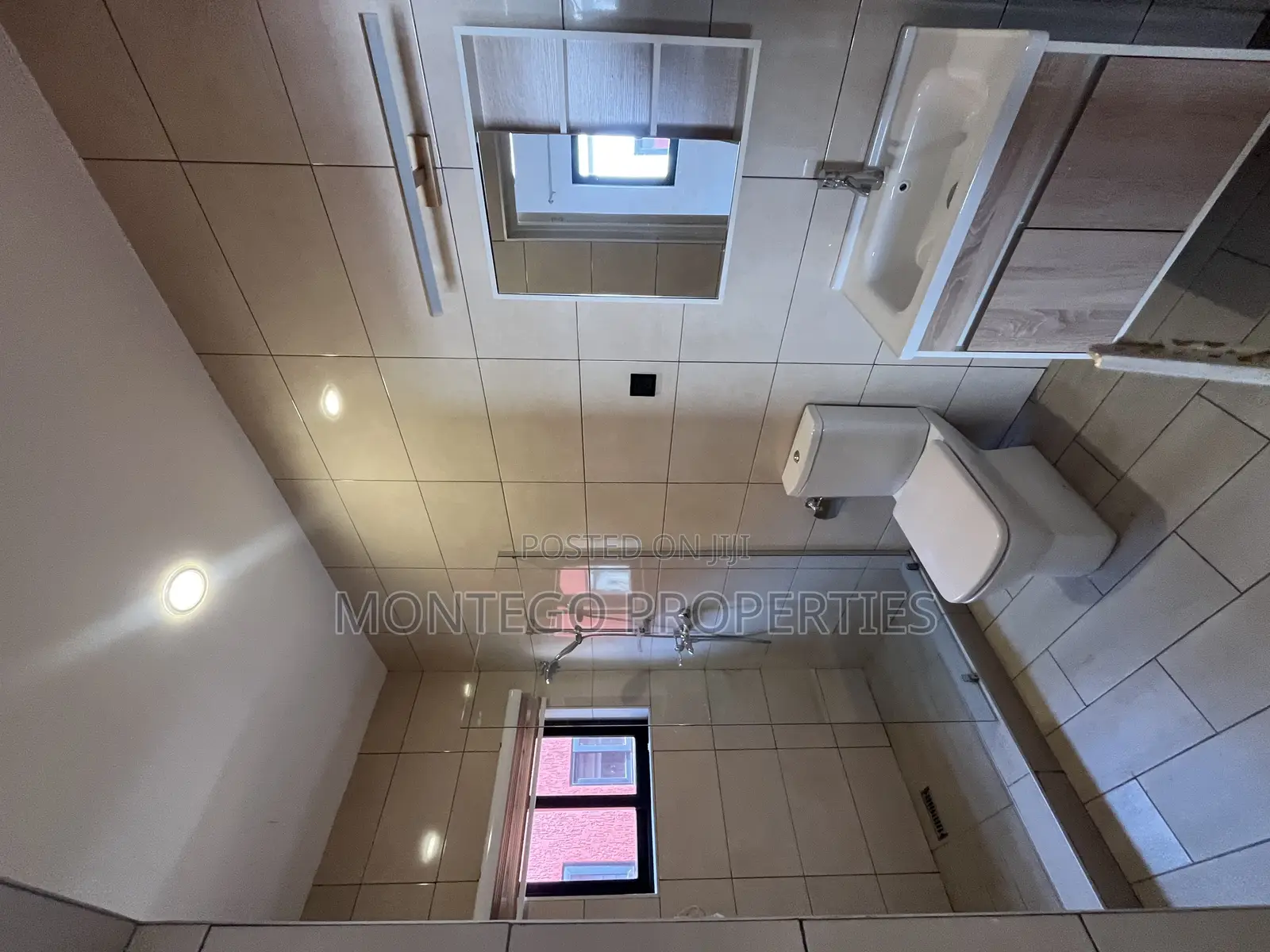 3bdrm Townhouse / Terrace in East Legon, American House for rent