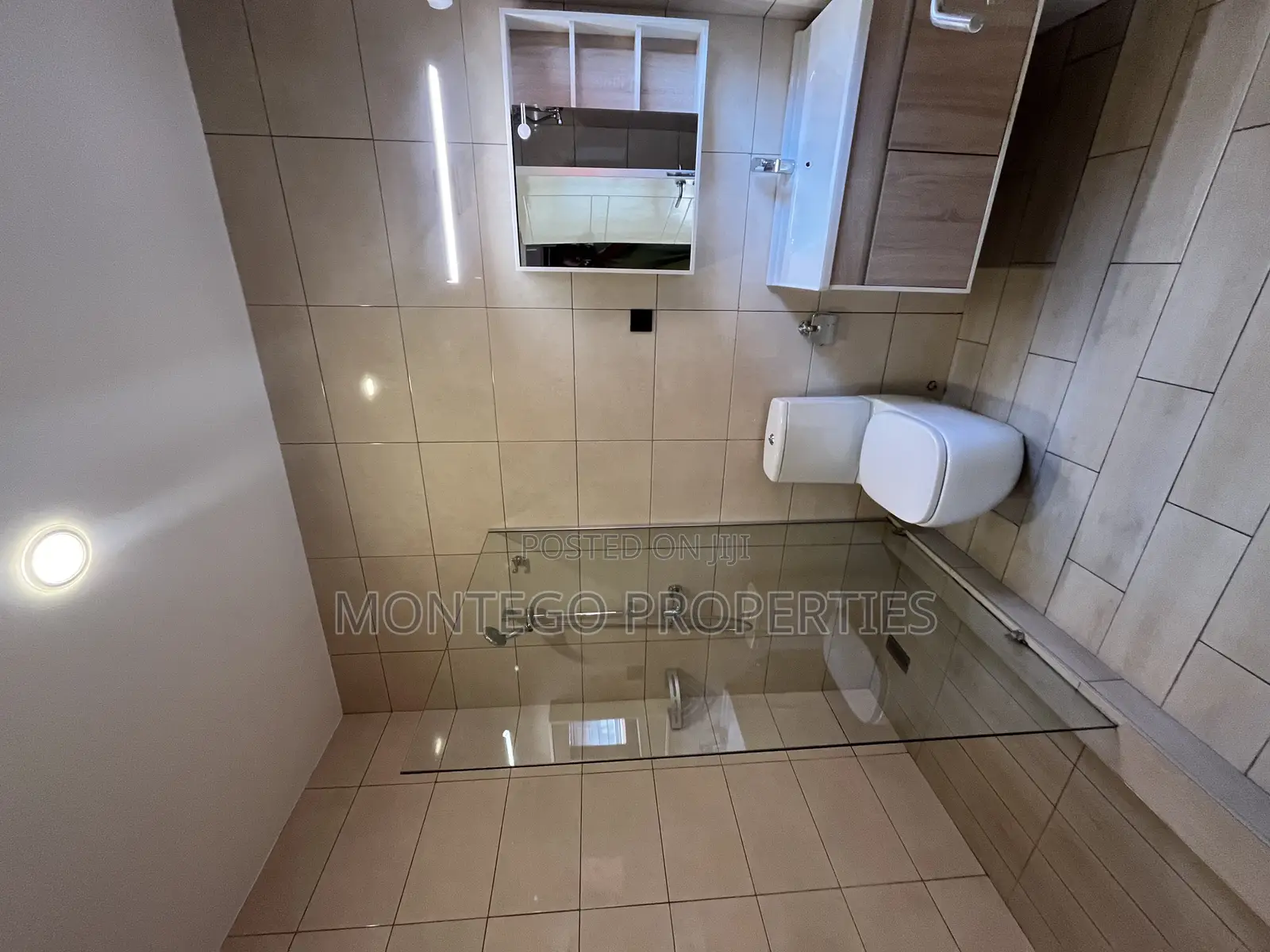 3bdrm Townhouse / Terrace in East Legon, American House for rent