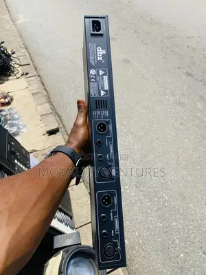 DBX 215 / 131 2-Series Graphic Equalizer