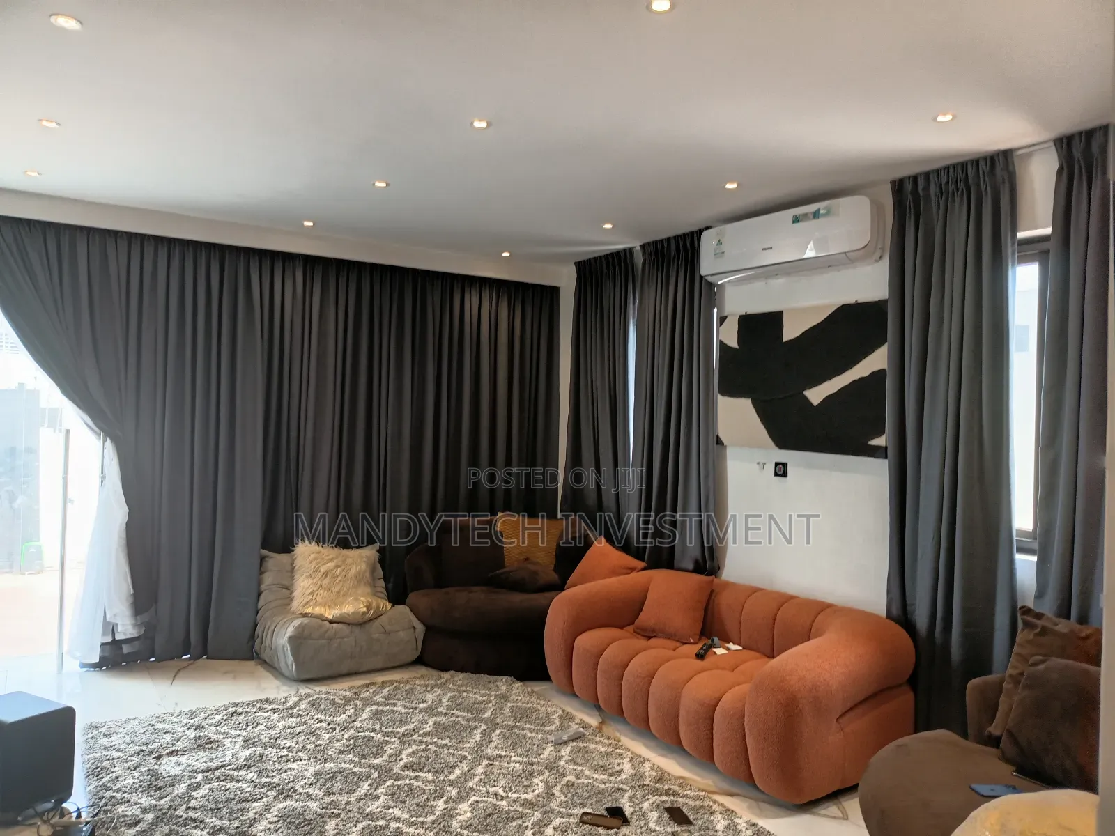 Furnished 5bdrm Mansion in School Junction for sale