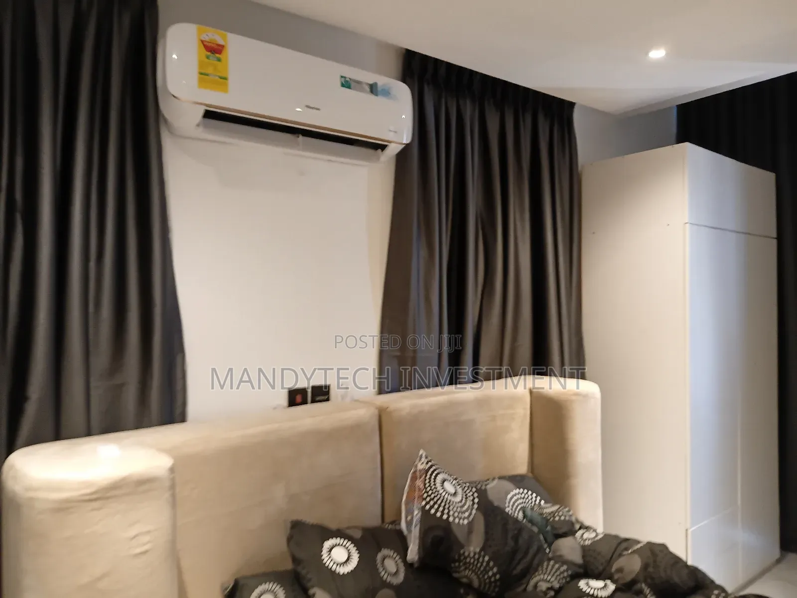 Furnished 5bdrm Mansion in School Junction for sale