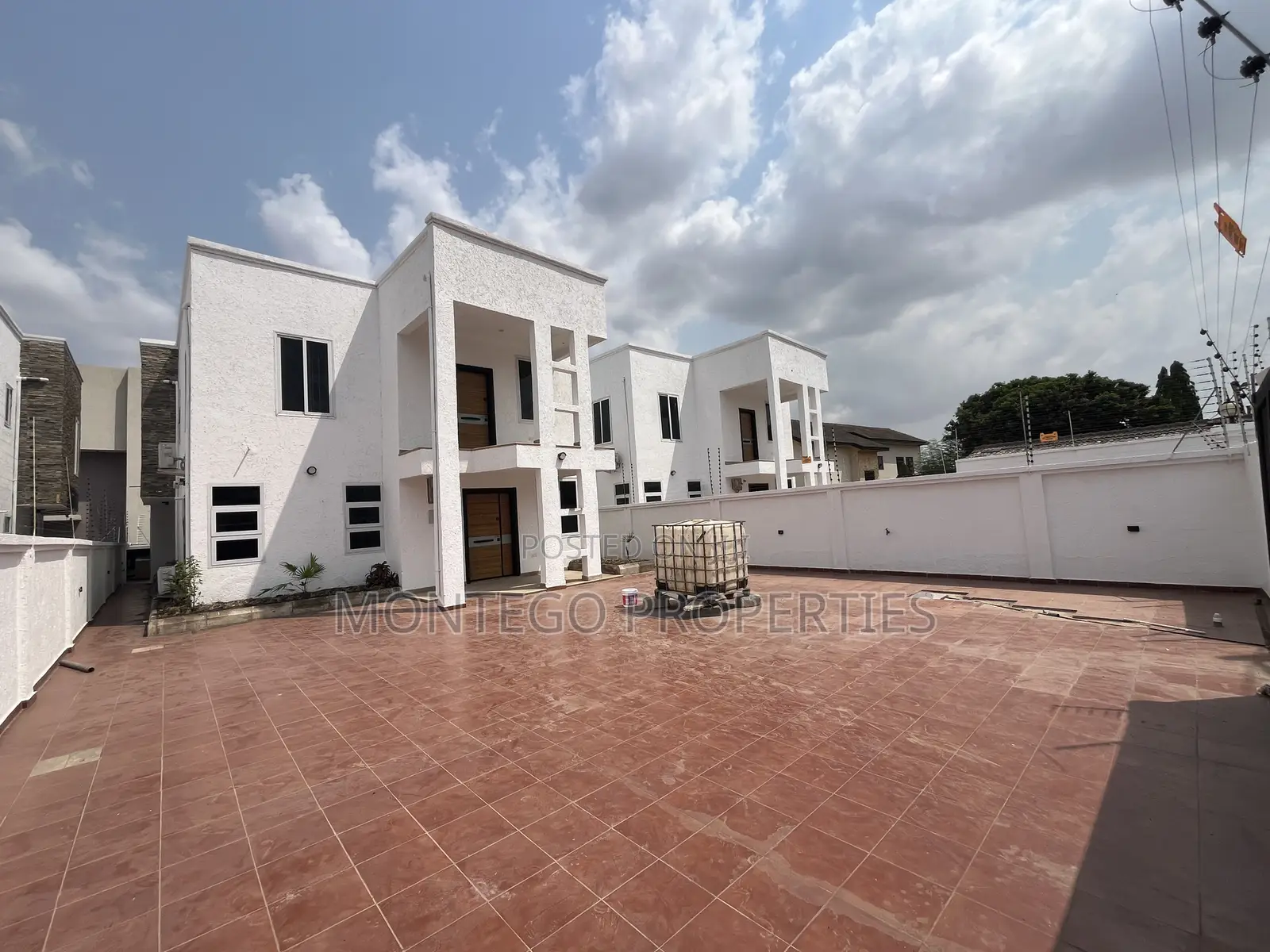 4bdrm House in East Legon, Adjiriganor for rent