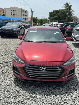 Hyundai Elantra 2018 Red