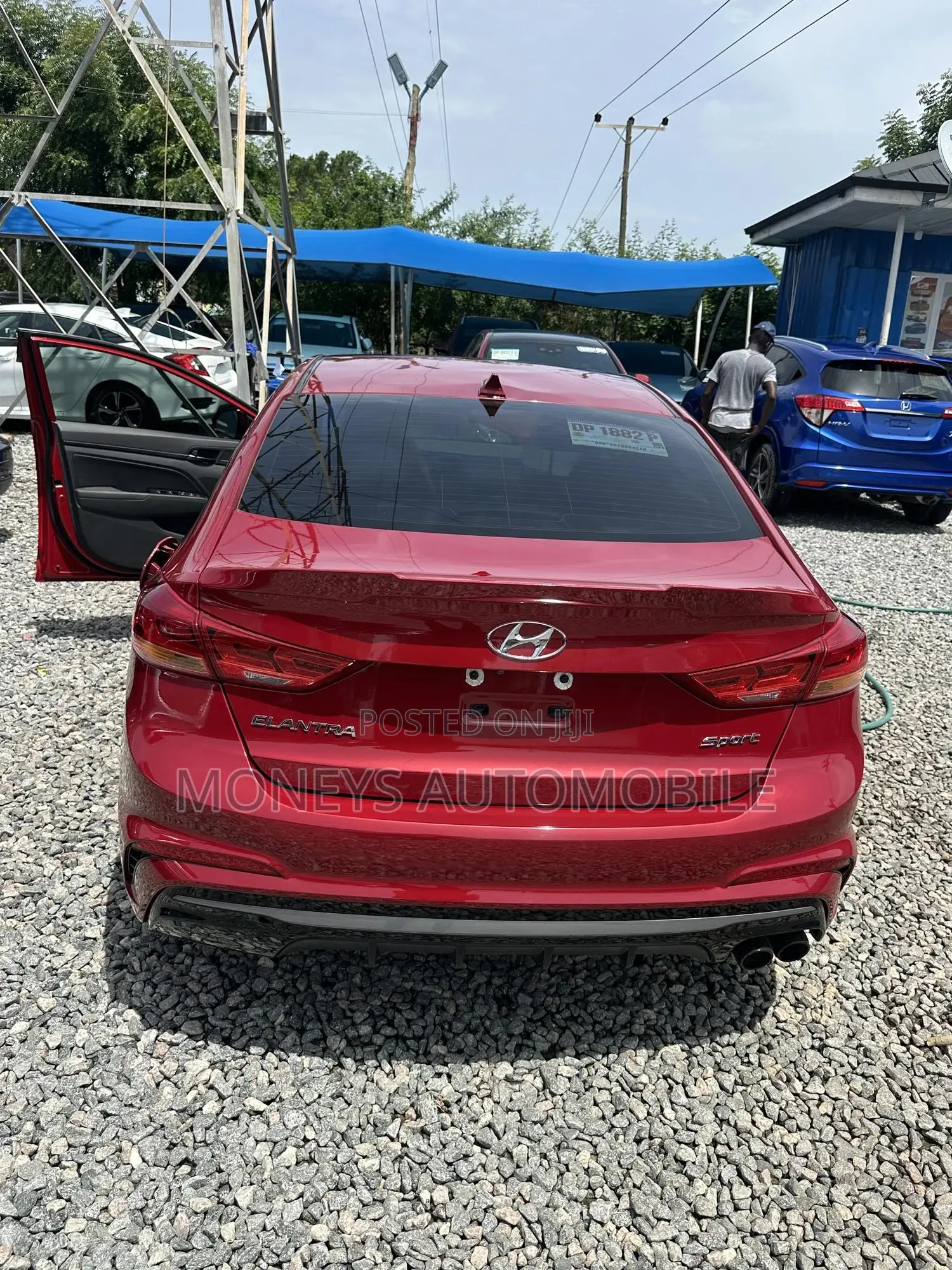 Hyundai Elantra 2018 Red