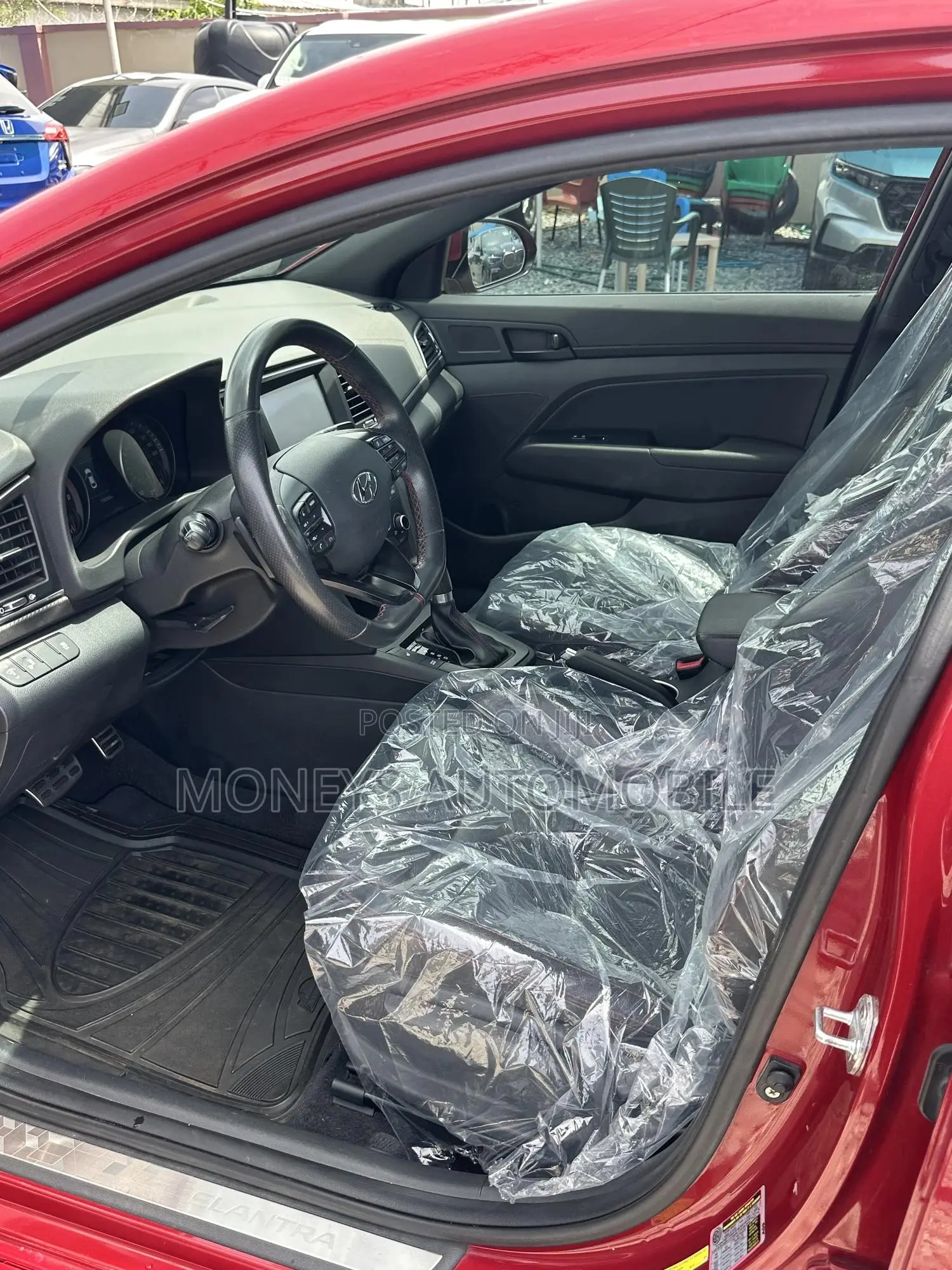Hyundai Elantra 2018 Red