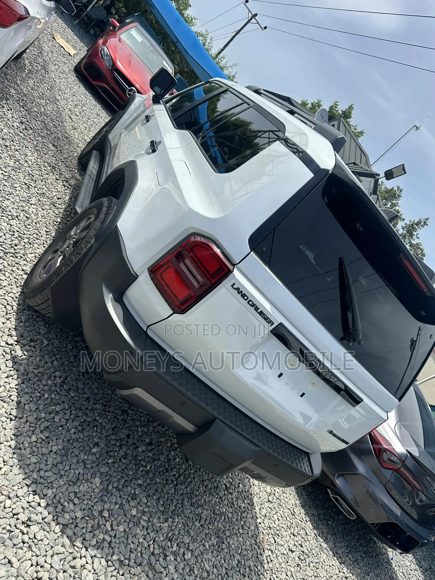 Toyota Land Cruiser 2026 White