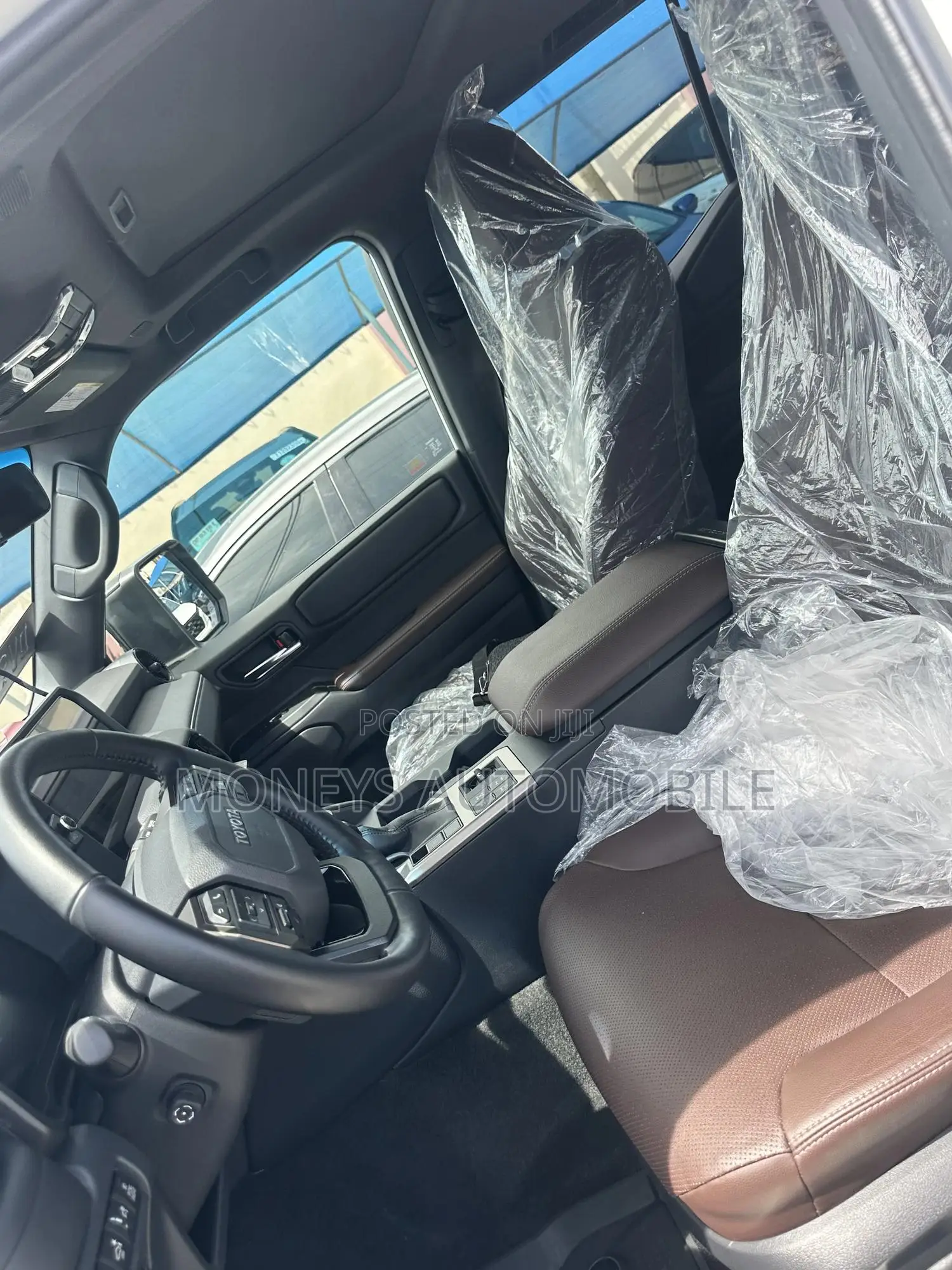 Toyota Land Cruiser 2026 White