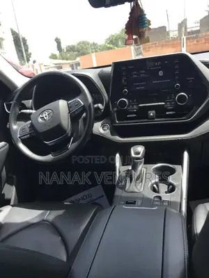 Toyota Highlander XLE 2021 Black