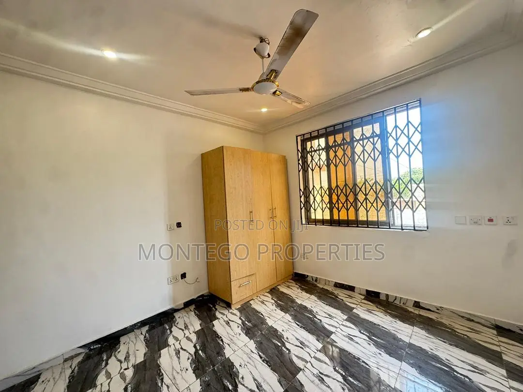 2bdrm Apartment in East Trassaco, Adjiriganor for rent