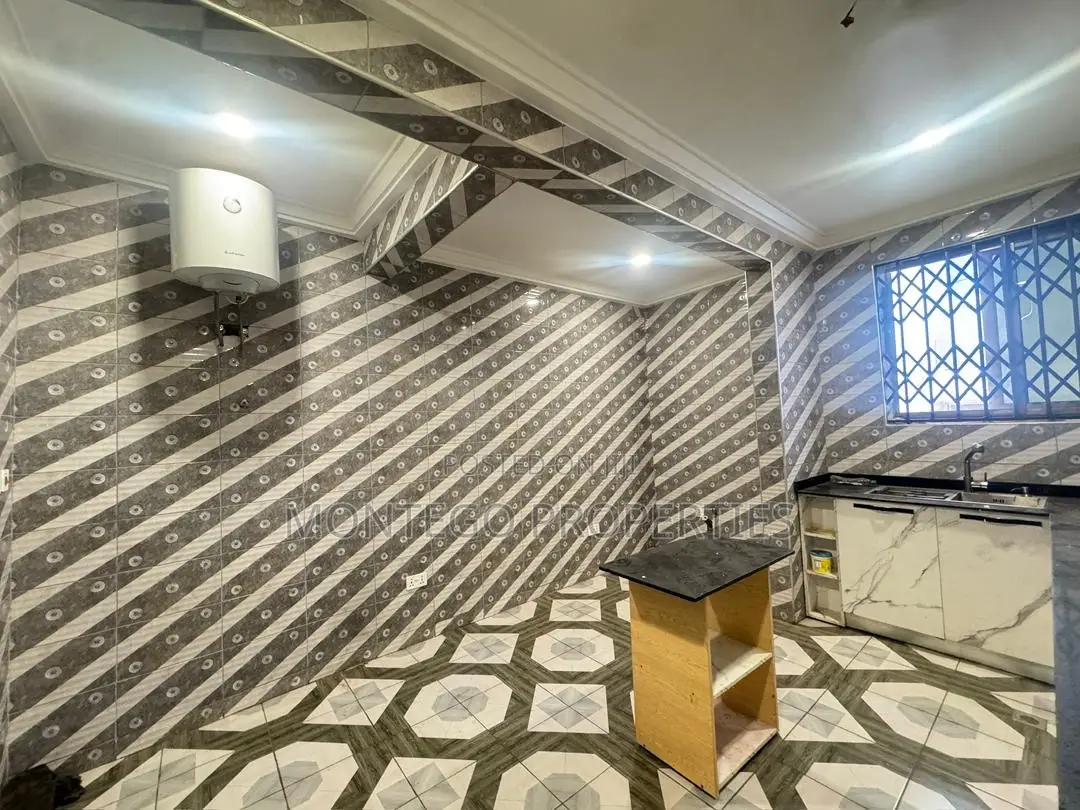 2bdrm Apartment in East Trassaco, Adjiriganor for rent