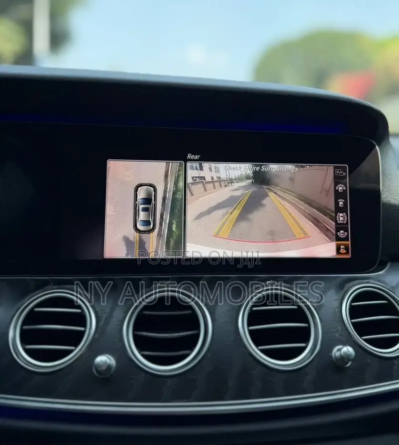 Mercedes-Benz E300 2019 White