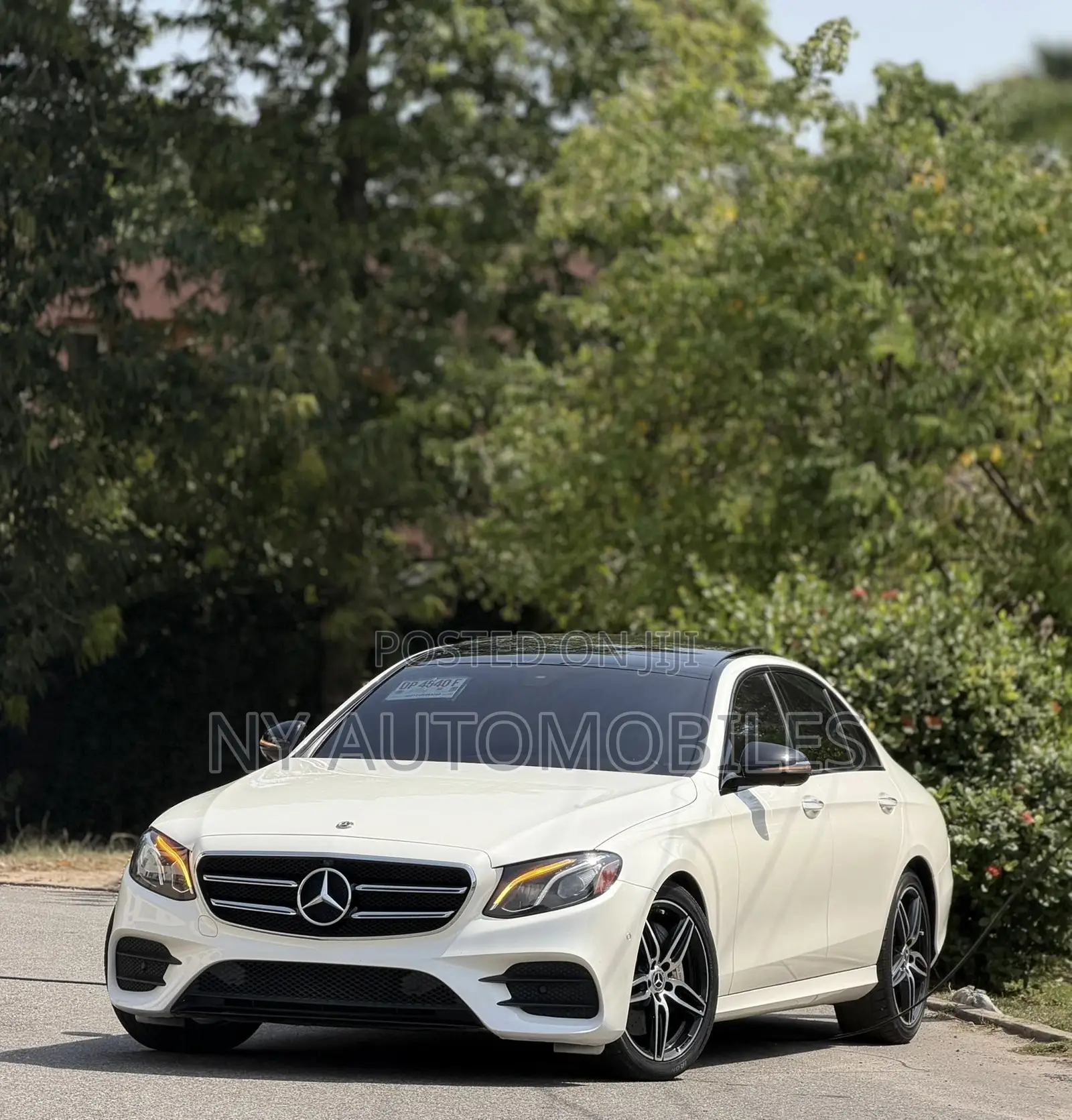 Mercedes-Benz E300 2019 White