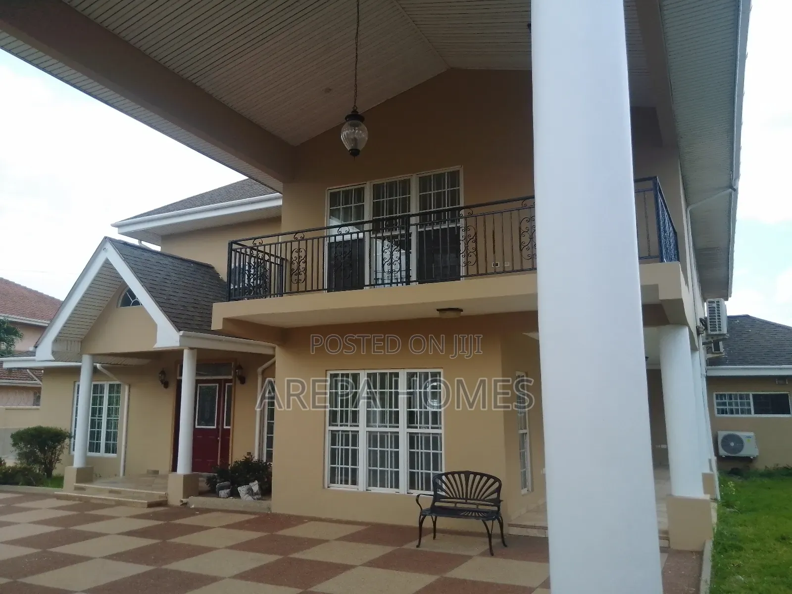 4bdrm Mansion in Arepa Homes, American House for rent