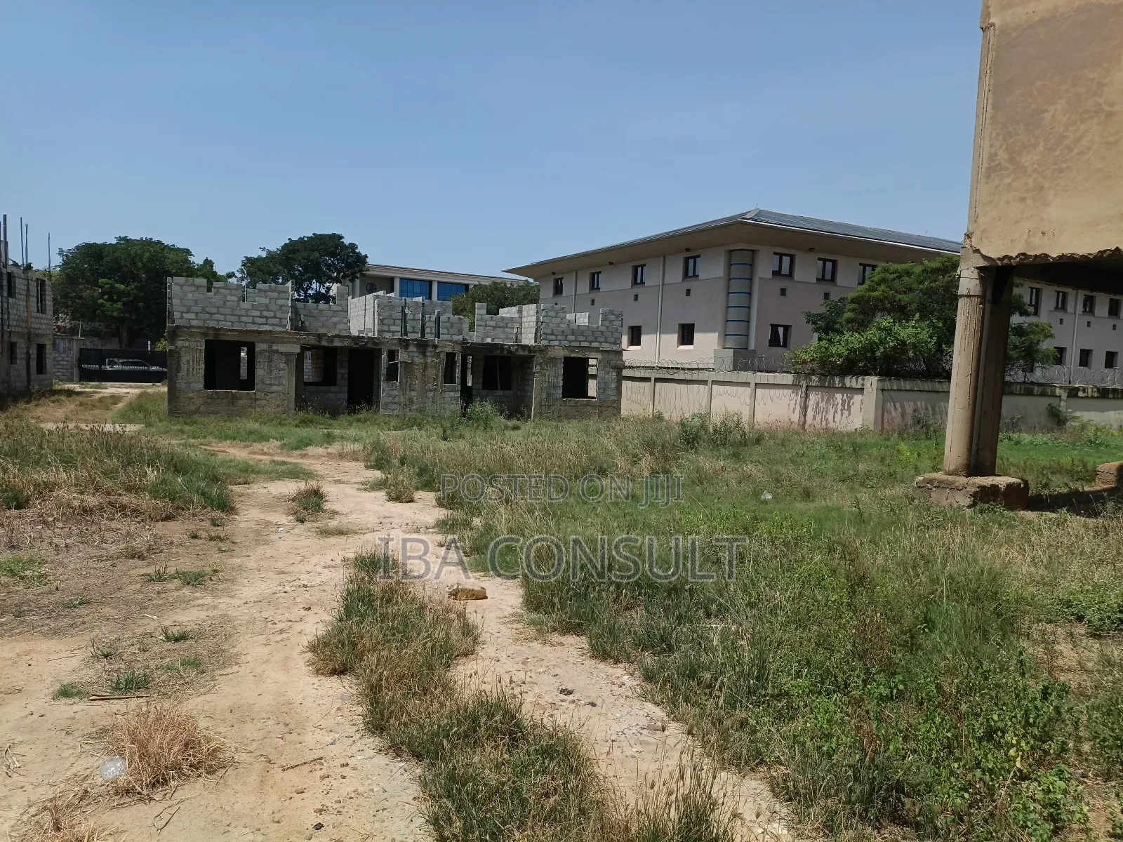 An Investor Needed to Complete Townhouse at Cantoment
