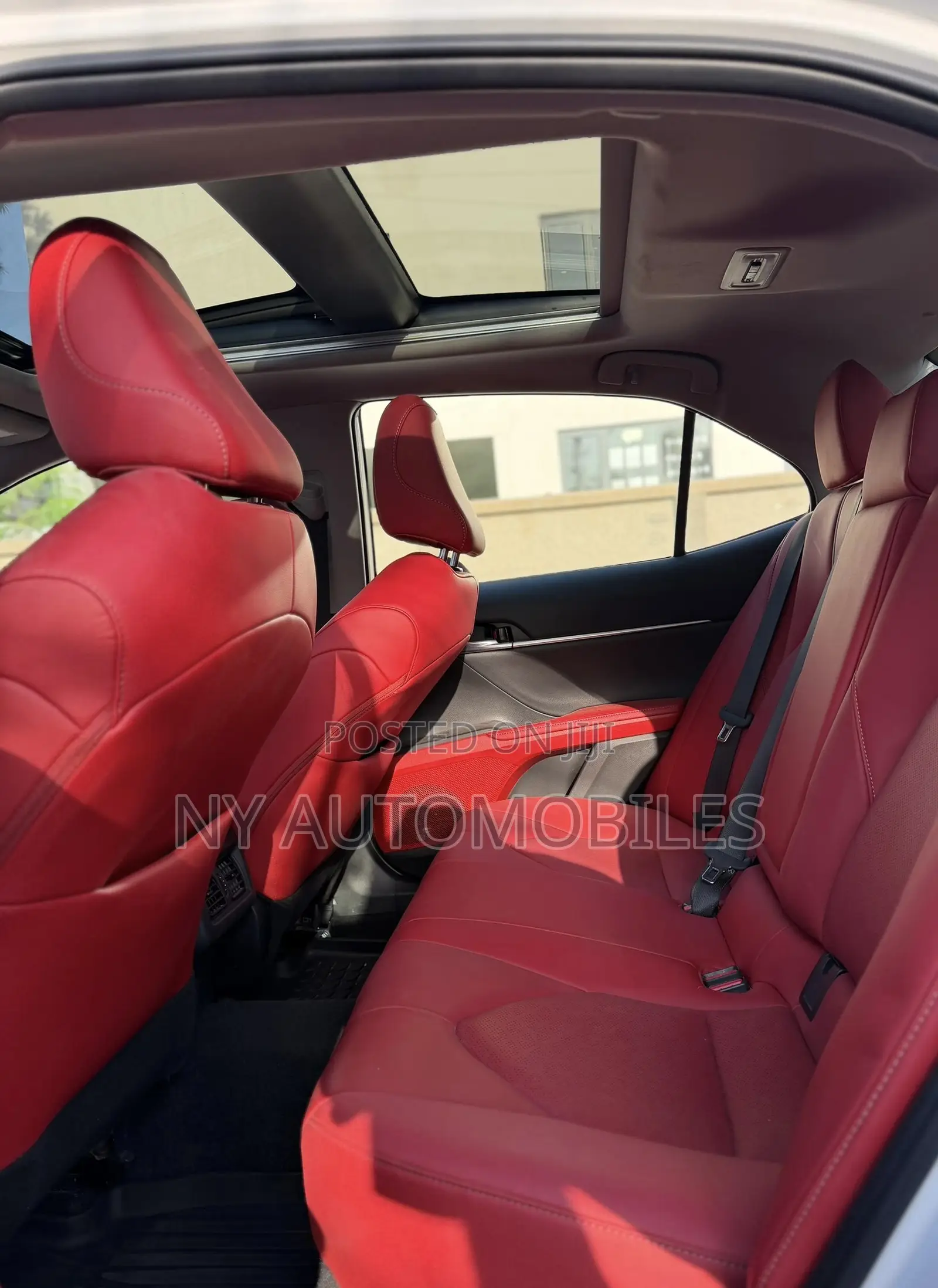 Toyota Camry XSE 2023 White