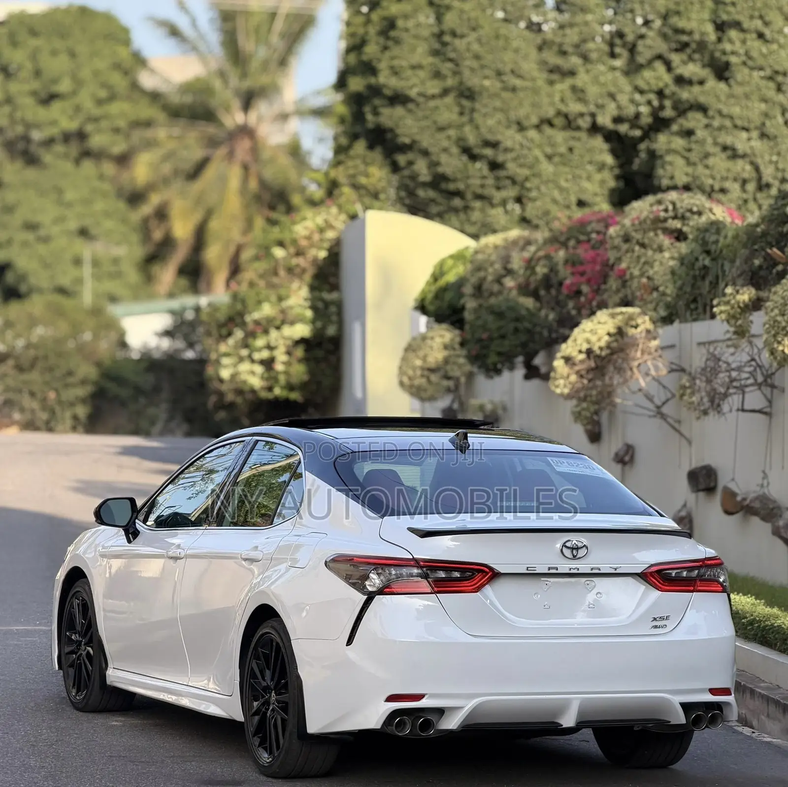 Toyota Camry XSE 2023 White