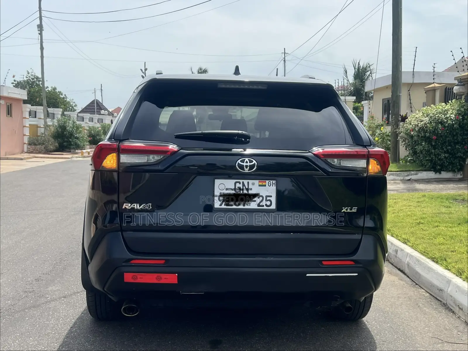 Toyota RAV4 LE AWD 2019 Black