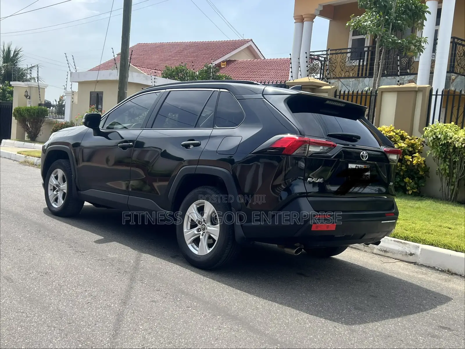 Toyota RAV4 LE AWD 2019 Black