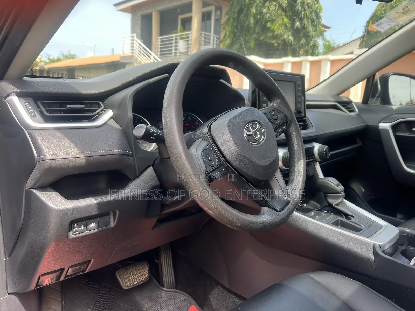 Toyota RAV4 LE AWD 2019 Black