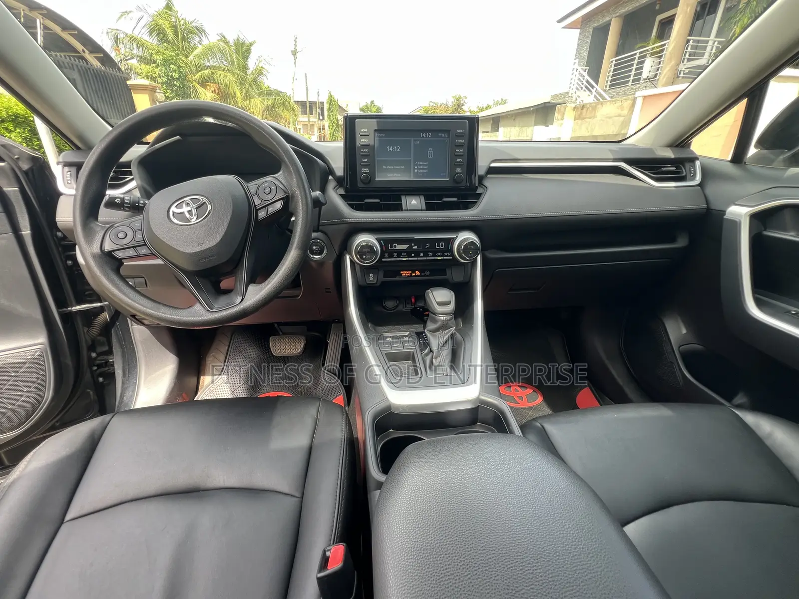 Toyota RAV4 LE AWD 2019 Black