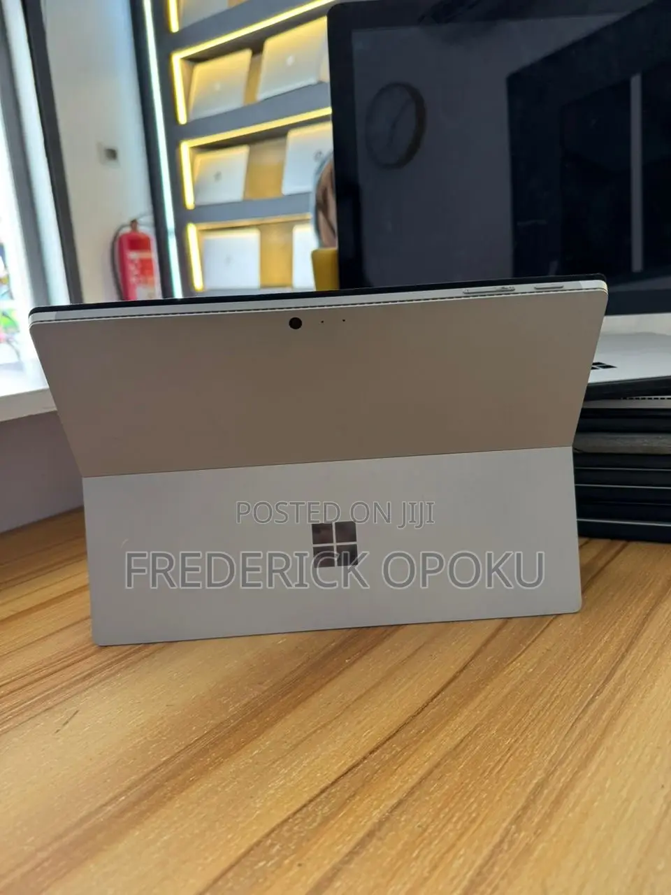 New Laptop Microsoft Surface Pro 4 4GB Intel Core i5 SSD 128GB
