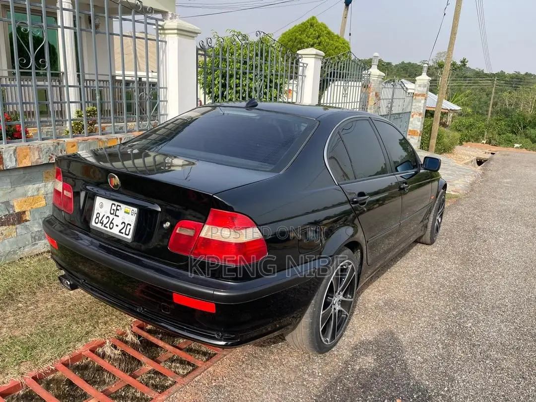 BMW 3 Series 2000 Black