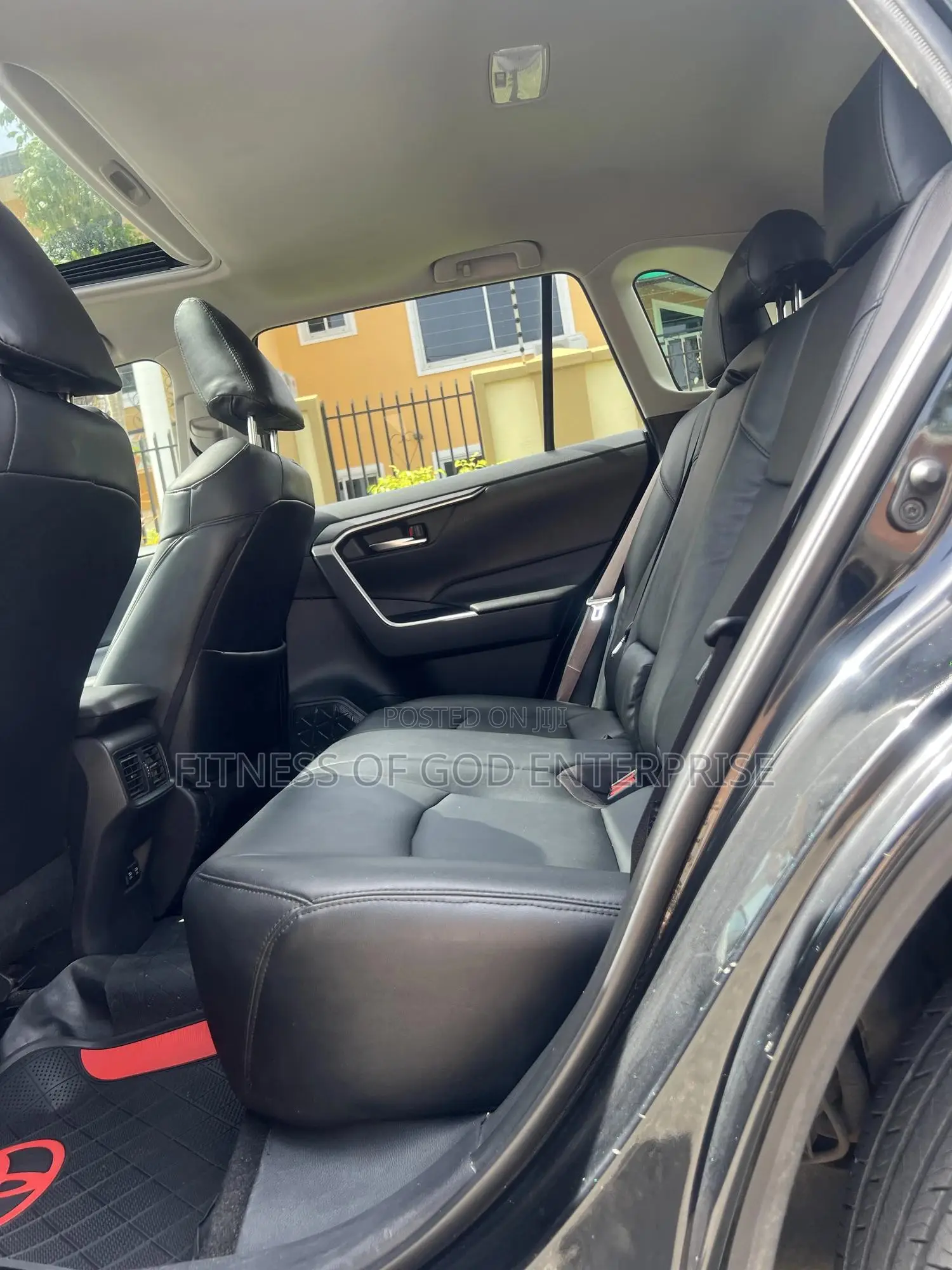 Toyota RAV4 LE AWD 2019 Black