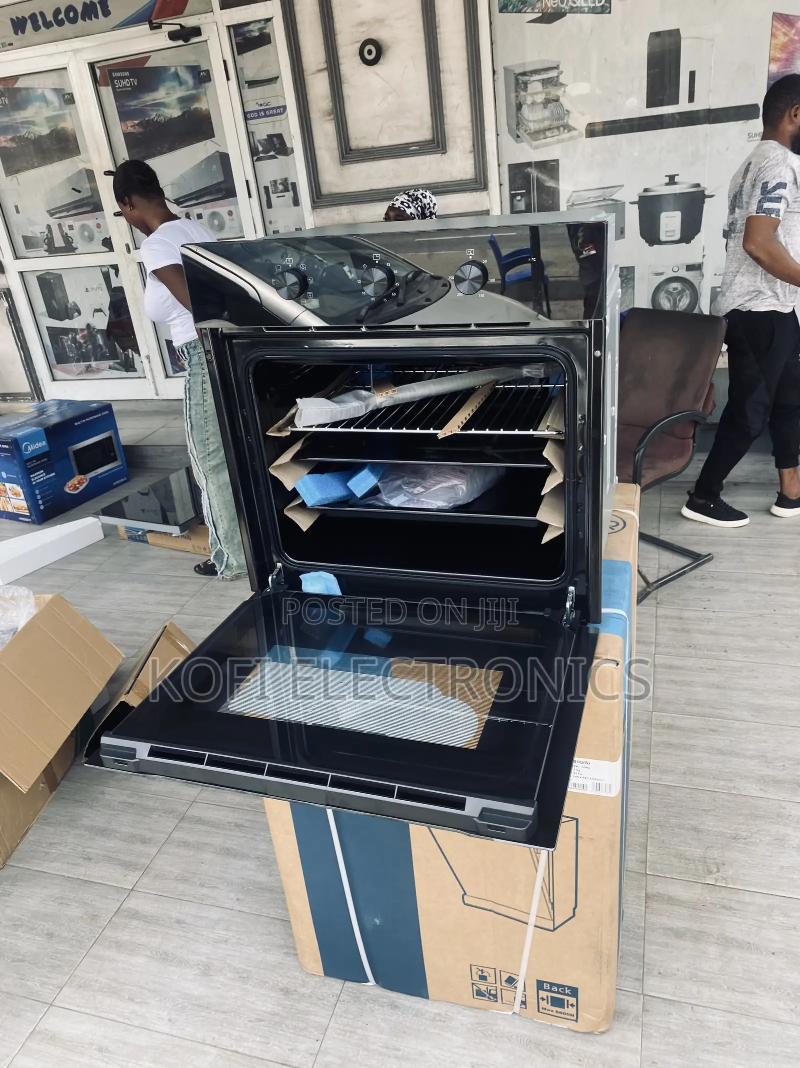 Experience Modern Cooking With the 65m80m1004bk Oven Today
