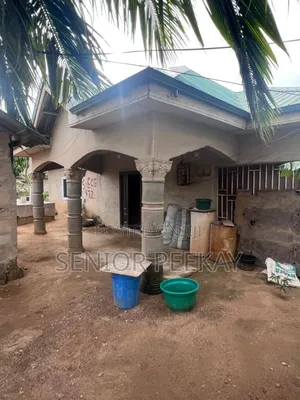 3bdrm House in Gomoa East for sale
