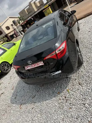 Toyota Corolla LE 4dr Sedan (1.8L 4cyl CVT) 2017 Black