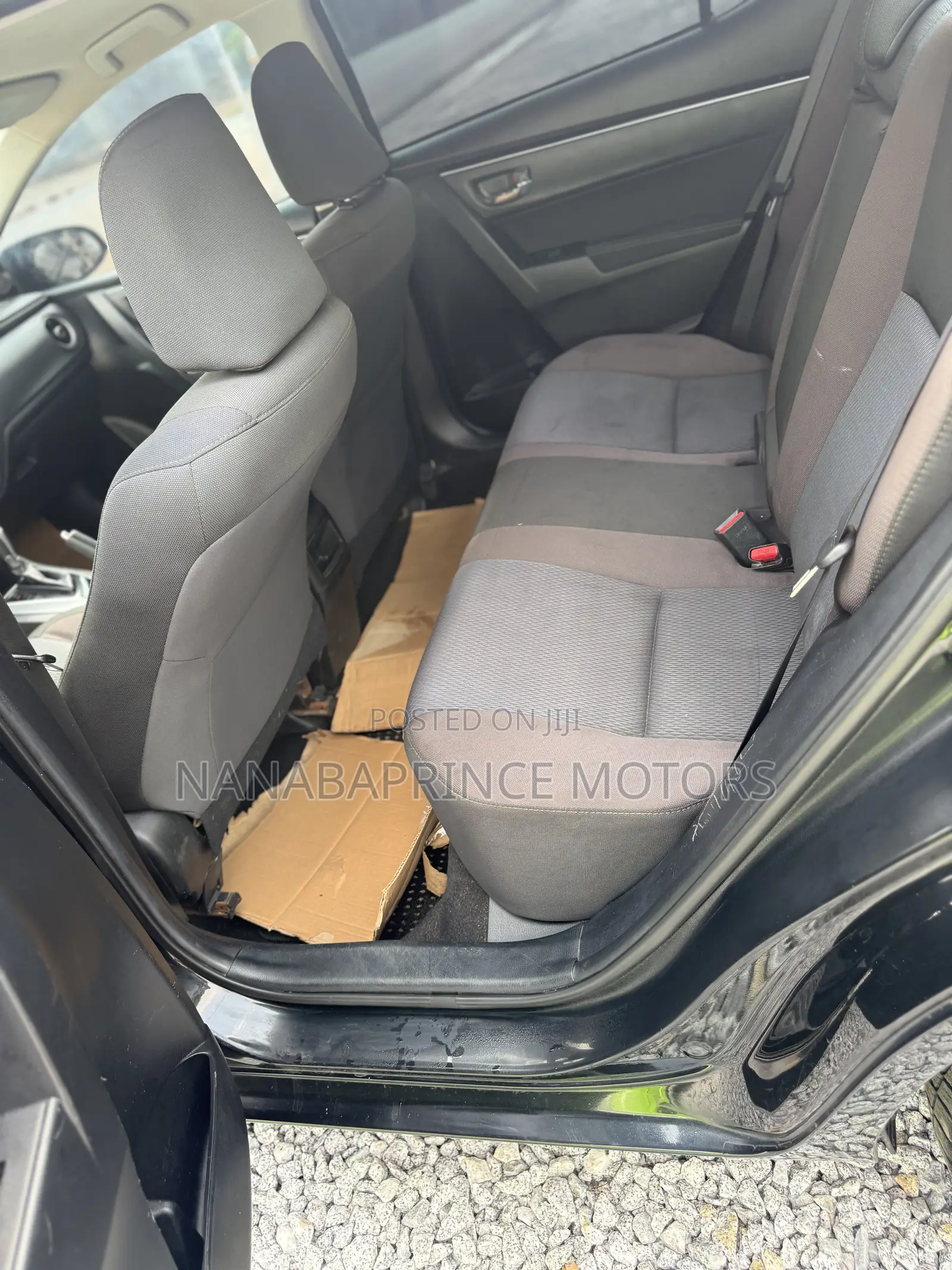 Toyota Corolla LE 4dr Sedan (1.8L 4cyl CVT) 2017 Black