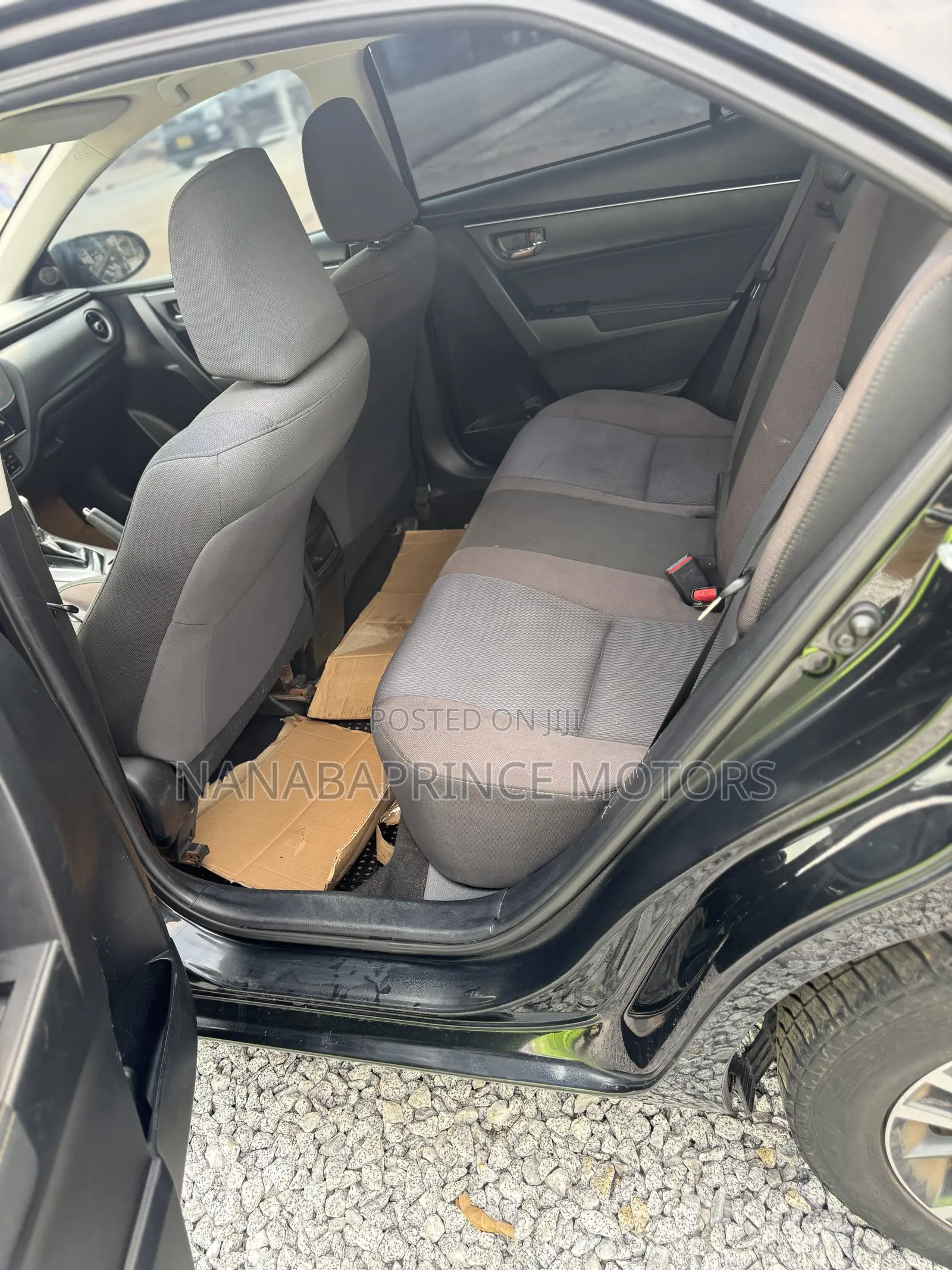 Toyota Corolla LE 4dr Sedan (1.8L 4cyl CVT) 2017 Black