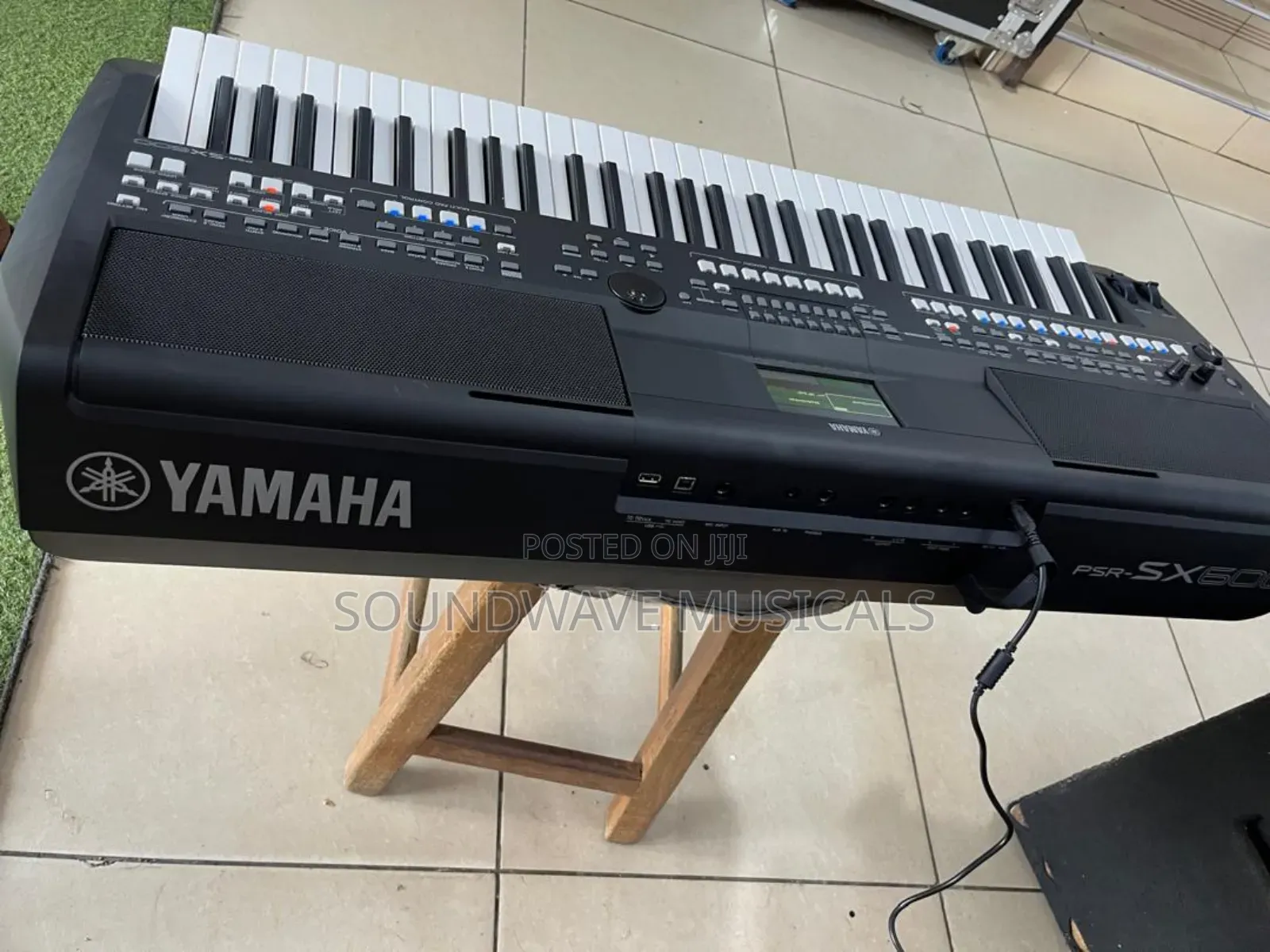 Yamaha Psr-sx 600 Arranger Workstation Keyboard