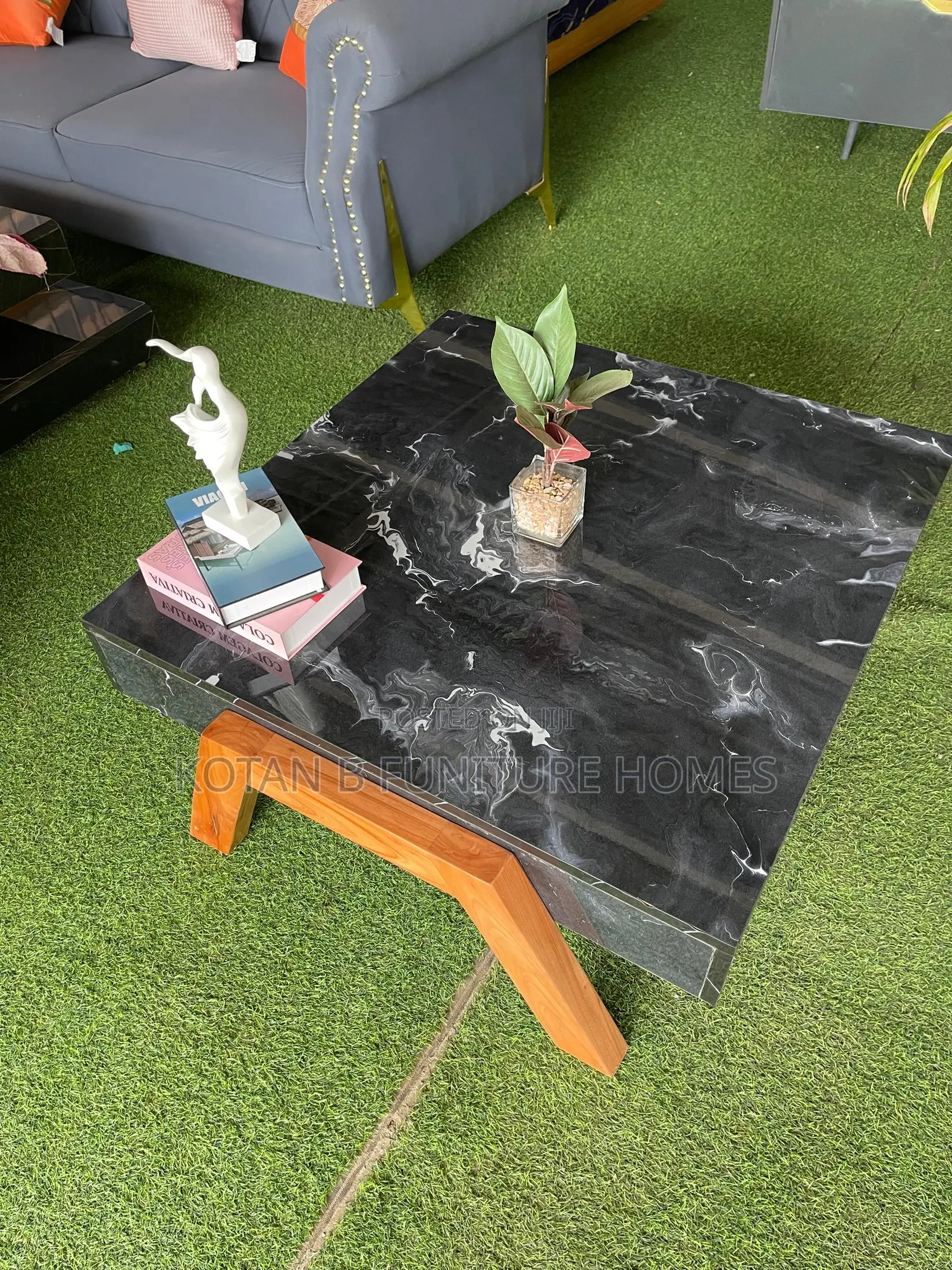 Modren Center Table
