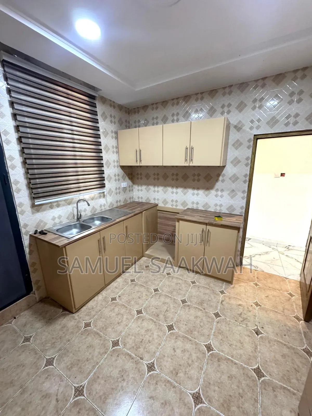 3bdrm Apartment in Mile 7 for rent