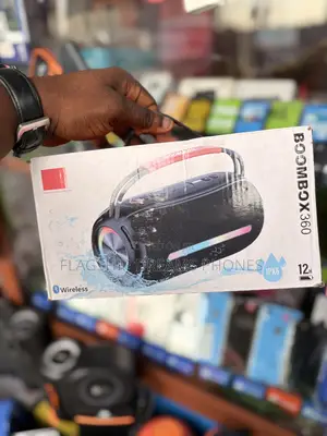 JBL Boombox 360
