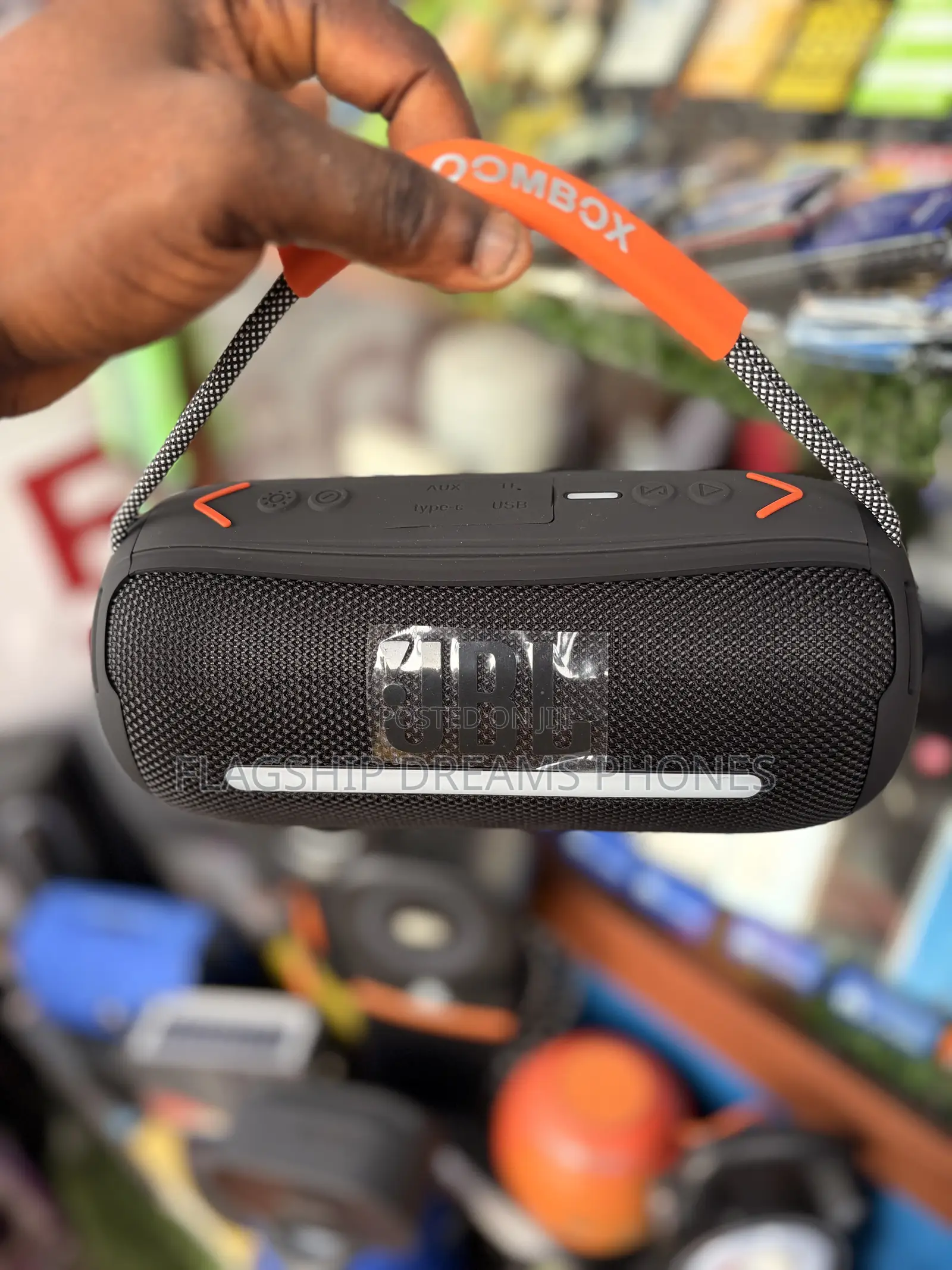 JBL Boombox 360
