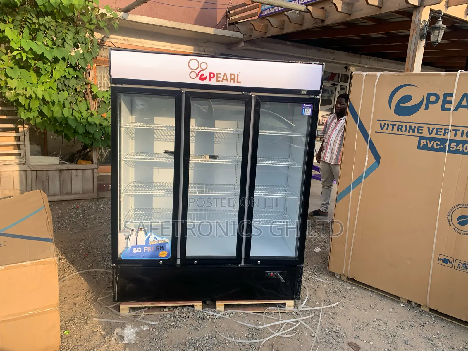 Energy Saving 3 Doors Pearl PVC-150 Display Fridge