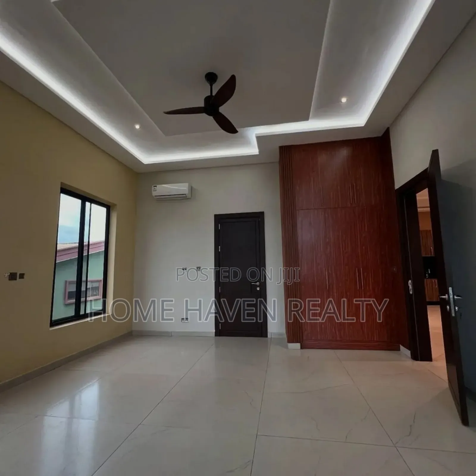 5bdrm House in East Airport, Manet Junction for sale