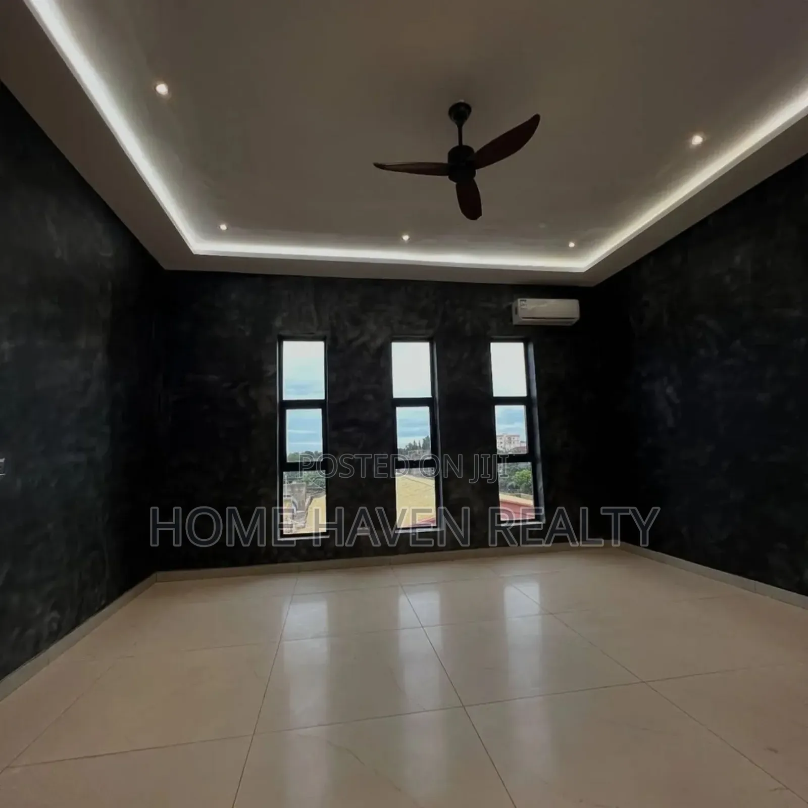 5bdrm House in East Airport, Manet Junction for sale