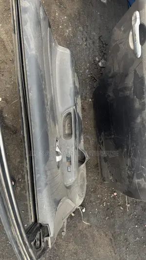 Nissan Versa / Almera 2013,2014,2016,2017,2019 Doors Available