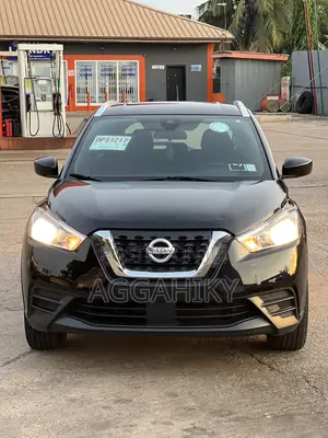 Nissan Kicks SV 2020 Black