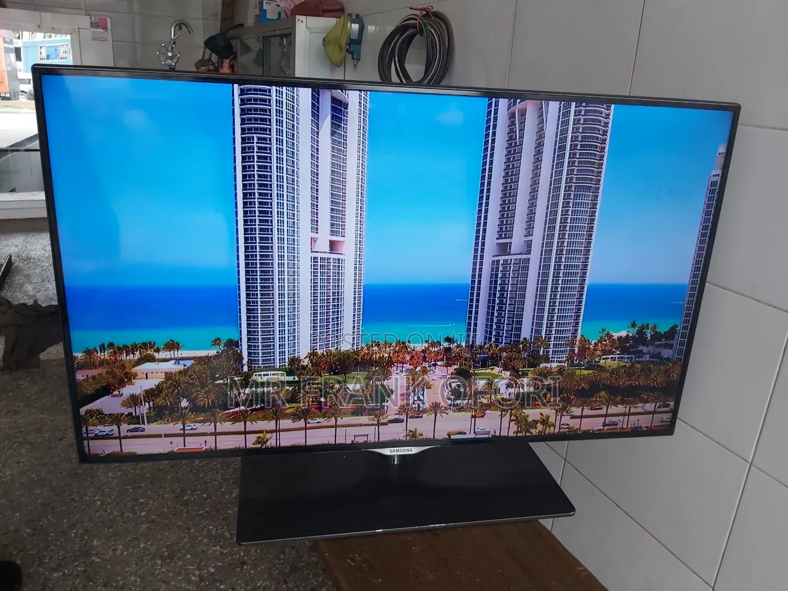32 Inches Samsung Smart Tv