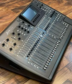 Beheringer X32 Digital Mixer
