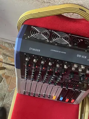 Yamaha Kv60 Powered Mixer
